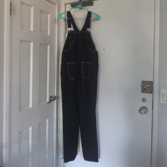 *WEWOREWHAT* NWT Black denim overalls - Picture 6 of 9